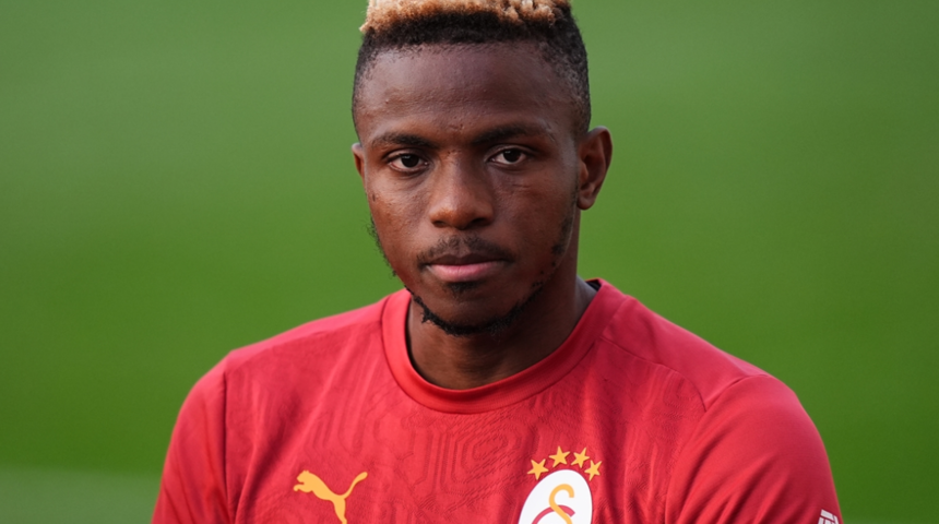 Osimhen için talipler artarken Nijeryalı menajerine talimatı verdi: Aklım şampiyonlukta!