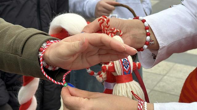 Edirne'de, 'Baba Marta' etkinliği yapıldı! Edirne Belediye Başkanı: Marteniçkalarımızla dünyaya insanlara mutluluk verelim