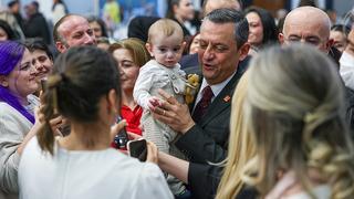 CHP lideri Özgür Özel: İftar sofralarındaki sert siyaset dilini terk edelim