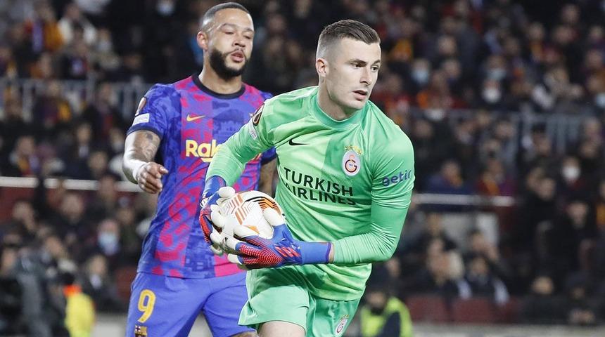 Inaki Pena bombası! İspanyol eldiven Barça'yı reddetti... Adım adım Aslan'a