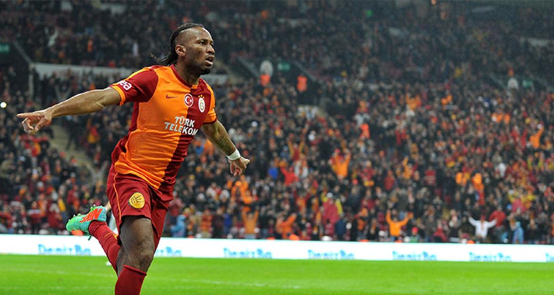 Galatasaray ın yıldızı Mario Lemina’dan Jose Mourinho’nun ırkçılıkla suçlanmasına dikkat çeken yanıt! "Pek sevmediğimi biliyorsunuz" 1