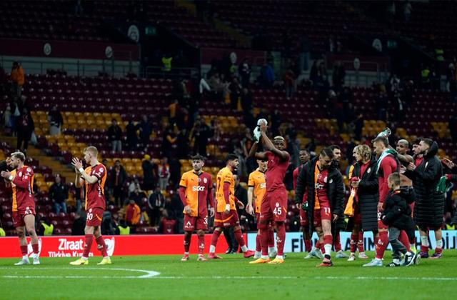 Lider Galatasaray Kasımpaşa'ya konuk oluyor! Galatasaray'ın ve Kasımpaşa'nın ilk 11'i nasıl? Maç kaçta başlayacak? 