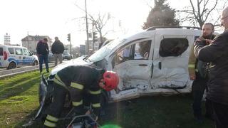 Hamile kadının kahreden ölümü: Yüksekten düşüp ağır yaralandı, hastaneye kaldırılırken kazaya karıştı