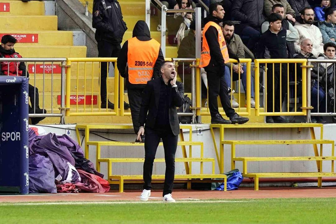 Zirvede Galatasaray a Kasımpaşa çelmesi! Sarı-Kırmızılılar rakibi ile 3-3 berabere kaldı... Şampiyonluk yarışı kızıştı 4