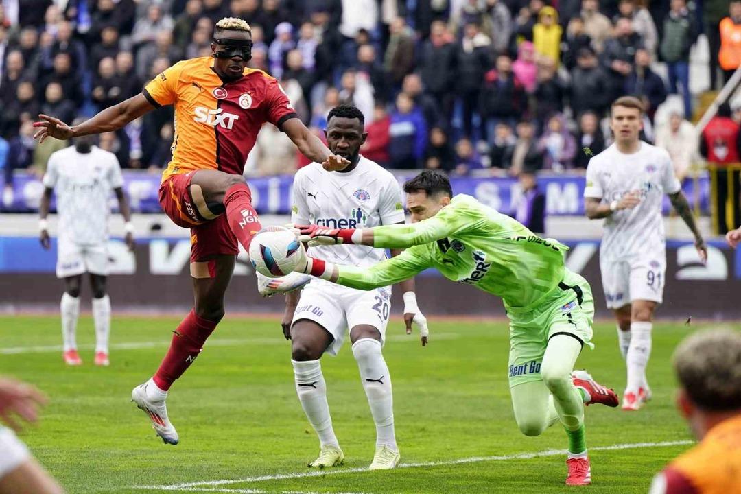 Zirvede Galatasaray a Kasımpaşa çelmesi! Sarı-Kırmızılılar rakibi ile 3-3 berabere kaldı... Şampiyonluk yarışı kızıştı 5