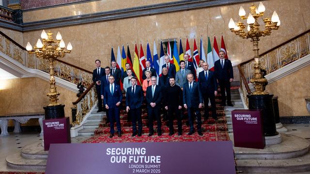 Beyaz Saray'daki kriz sonrası Londra'da toplandılar! Kritik 'Ukrayna' zirvesinde peş peşe açıklamalar: Avrupa acilen yeniden silahlanmalı