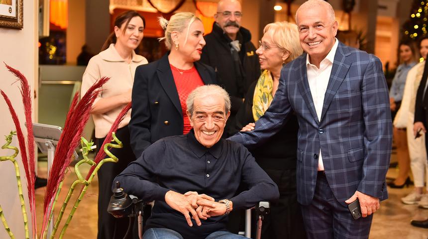 Edip Akbayram'ın ailesiyle son görüntüleri ortaya çıktı!