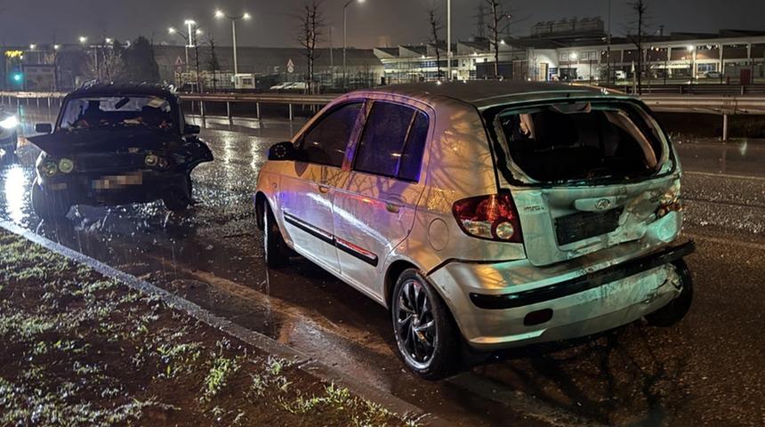 Bursa'da feci kaza! 5 kişi yaralandı