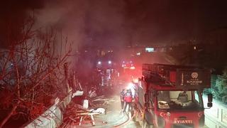 Malatya'da korkutan yangın! Bir ev kullanılmaz hale geldi