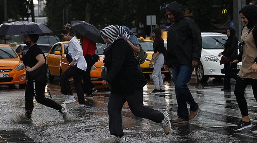 Mart kapıdan baktırıyor! Bahar geldiği gibi dönüyor, ramazan ayı yağışlı ve serin geçecek: İşte bölge bölge hava durumu