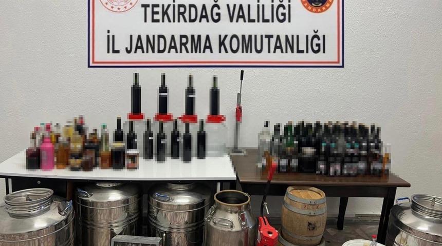Tekirdağ'da kaçak içki operasyonu! Üretim malzemeleri de ele geçirildi
