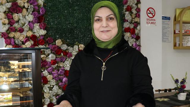 Eşi çok sevince imalathane kurdu! Onlarca kişiye istihdam sağladı, 'Tadını alan bırakamıyor'