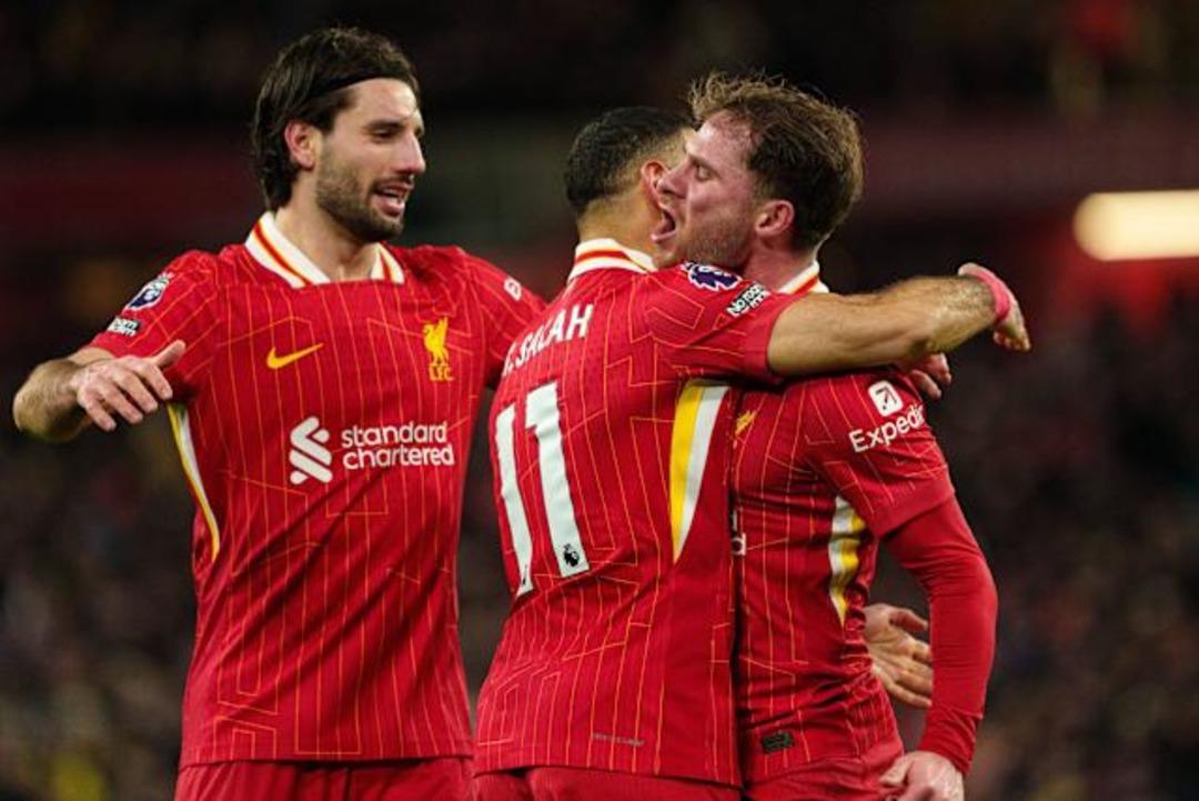 UEFA yeni formatında adeta para dağıtıyor! Gelirler dudak uçuklattı... 1