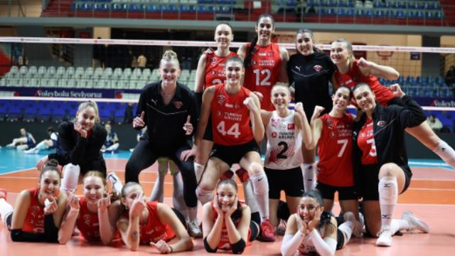 Türk Hava Yolları, CEV Kupası yarı final ilk maçında yarın Igor Gorgonzola'ya konuk olacak