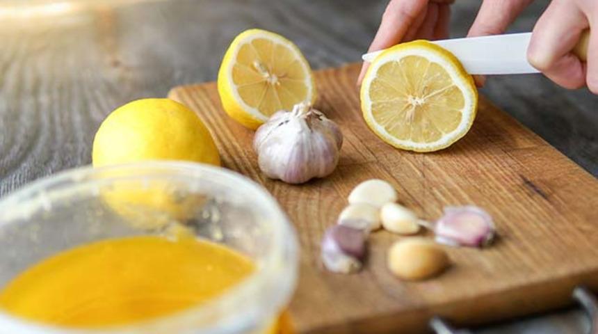Limon sarımsak kürü nasıl hazırlanır? Faydalarını bir bilseniz...