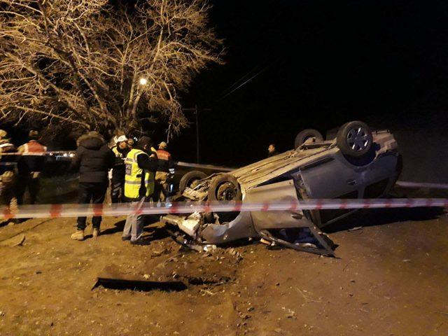 Elazığ'da trafik kazası: Biri polis 2 kişi hayatını kaybetti, 2 kişi de yaralandı