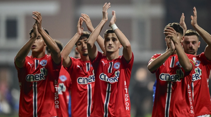 Derbi sonrası her şey değişti! Dünyaca ünlü tahmin platformu Süper Lig şampiyonunu duyurdu... 1 puan farkla şampiyon! G1