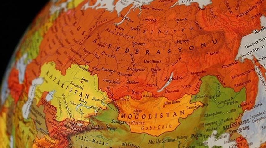 5 yılda 500 milyon dolara... Kırgızistan ve Tacikistan'ın hükümet başkanları bir araya geldi