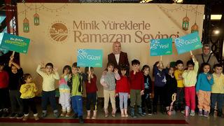 Miniklerin Ramazan heyecanı: “Diş kirası” geleneğini de öğrendiler… 