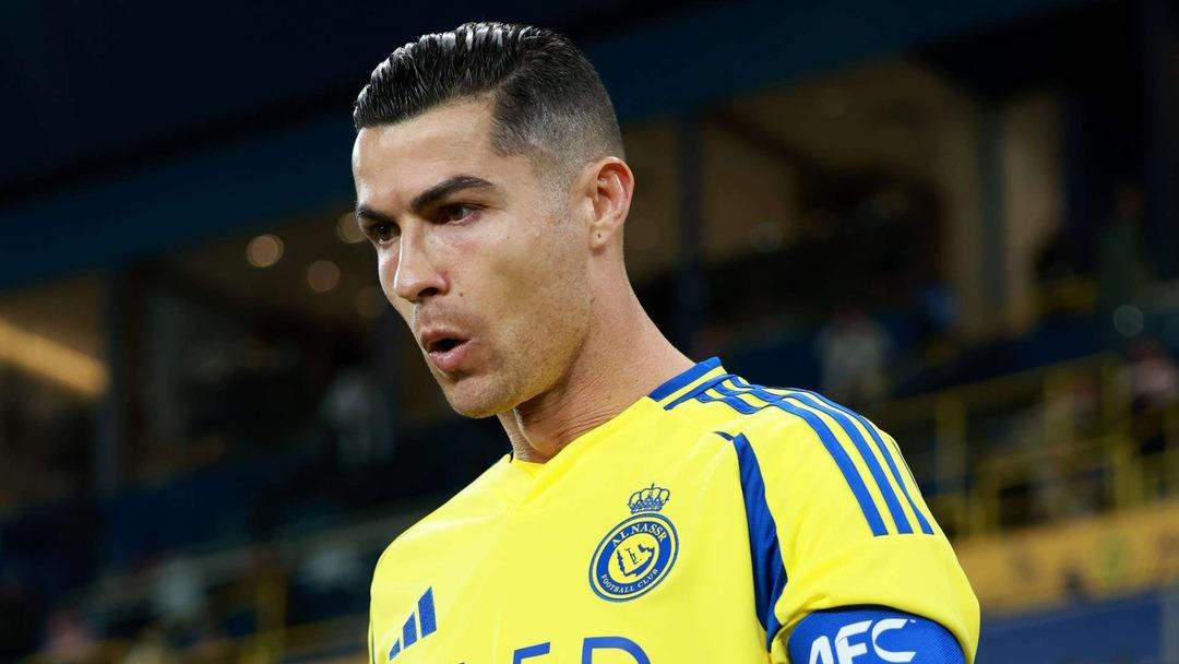 Cristiano Ronaldo ve kırbaç cezası! Al Nassr dan resmi açıklama geldi! İran da bir kadına sarılmıştı... 1