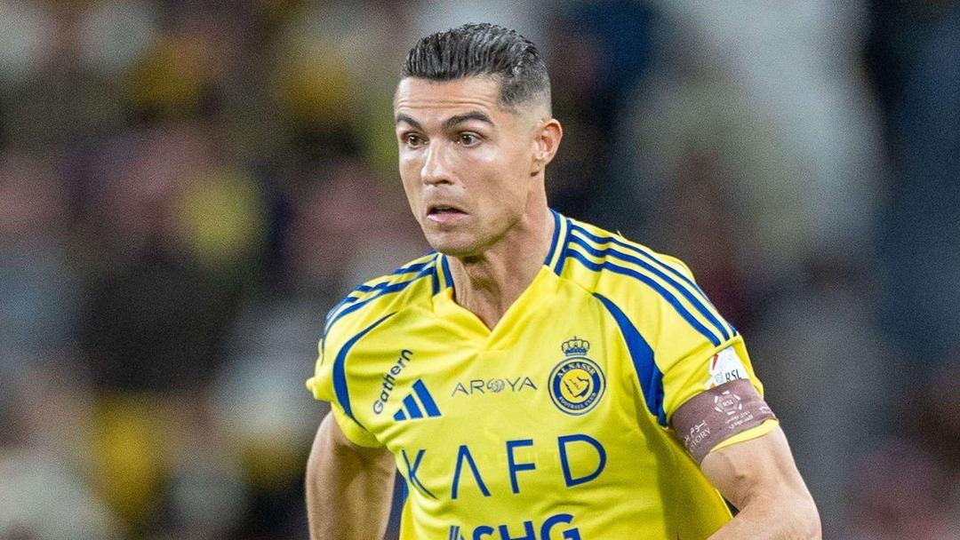 Cristiano Ronaldo ve kırbaç cezası! Al Nassr dan resmi açıklama geldi! İran da bir kadına sarılmıştı... 2