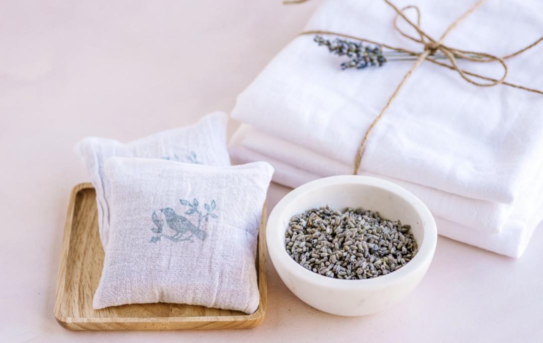 Evin havasını anında değiştirecek küçük ama etkili dokunuşlar burada! 4