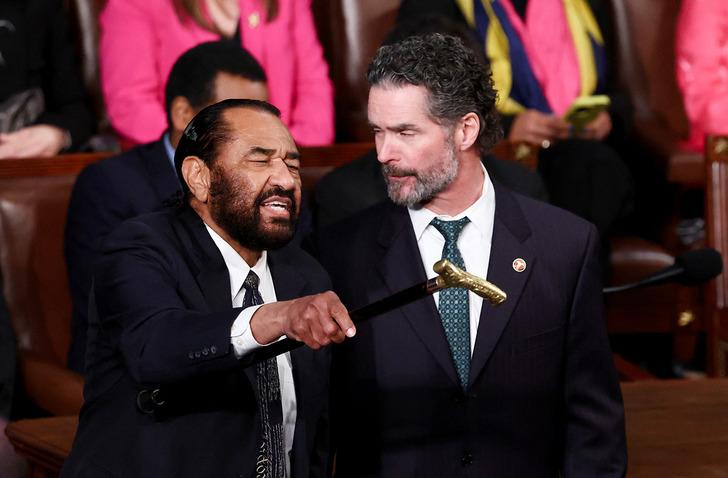 Trump’ı şoke eden protesto! Hemen salondan çıkarıldı, o anlar böyle görüntülendi… G3