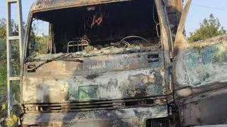 Yanan araca müdahale eden sürücü yaralandı