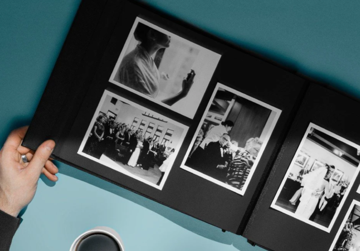 Eski fotoğraflarına baktığında en çok neyi düşünüyorsun?