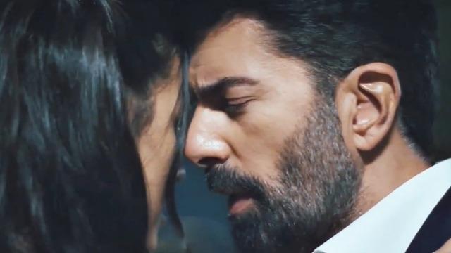 24 yıllık eşi ‘zina’ davası açmıştı! Cenk Torun ile Mahassine Merabet aşkının şahitleri anlattı! 'Sette aynı odada...'