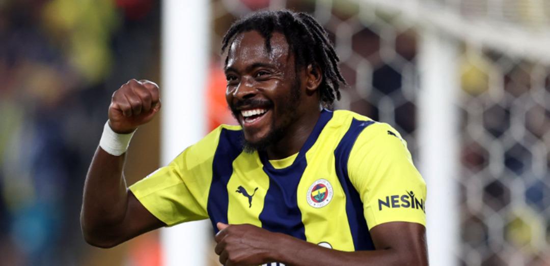 Sevgilisi için Fenerbahçe yi terk ediyor! Bright Osayi-Samuel in yeni adresi belli oldu... 1