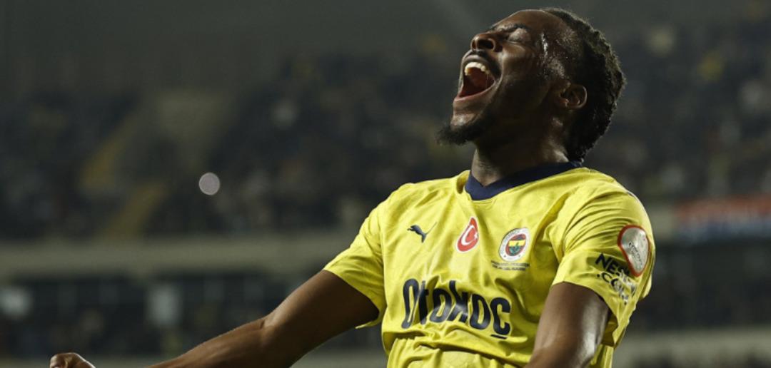Sevgilisi için Fenerbahçe yi terk ediyor! Bright Osayi-Samuel in yeni adresi belli oldu... 2