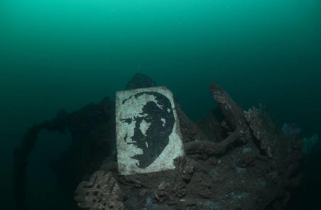 1999 Marmara Depremi’nin korkunç izleri su altında! Marmara Depremi’nden 25 yıl sonra dalış yapıldı: “Depremle yüzleşmek isteyenlerin burayı görmesi herhalde yeterli olur" 2