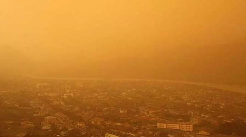 Türkiye'ye Suriye'den toz yağacak! Uzman isim canlı yayında uyardı: "İki üç gün pencereleri açmayalım" Bakteri ve mantar tehlikesi...