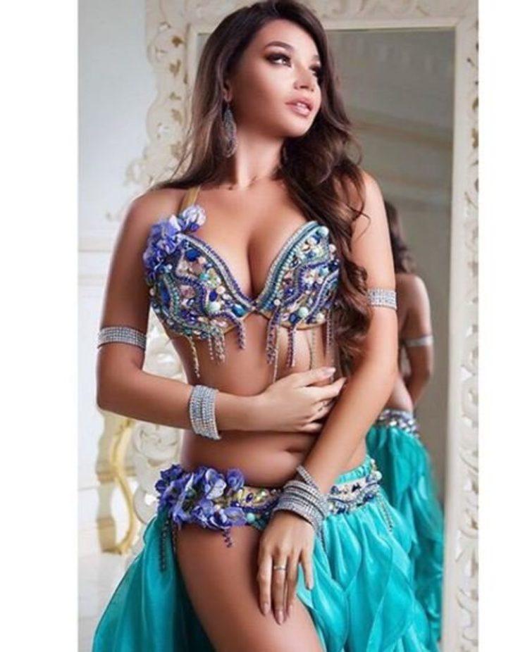 Mısır, Rus dansözü 'çok seksi olduğu için' sınırdışı edecek G5