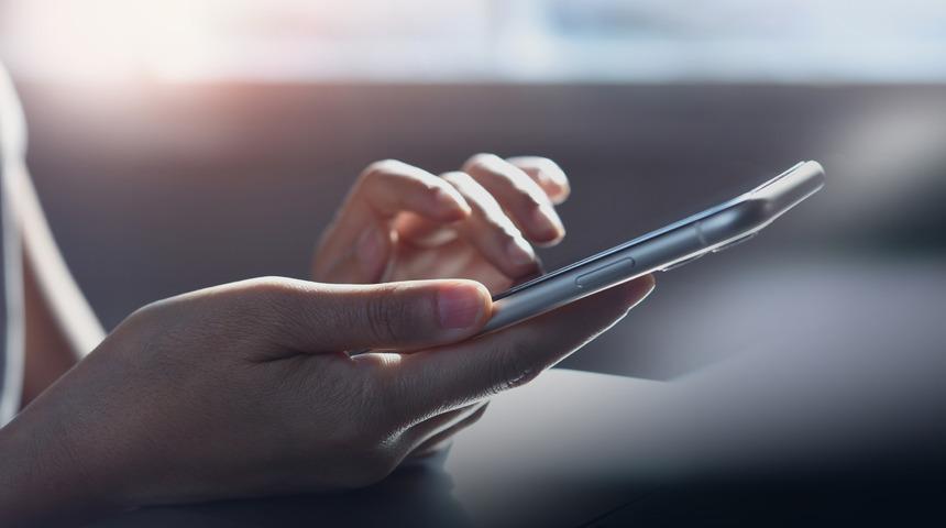 Telefon monitör olarak kullanılır mı, nasıl kullanılır? Telefonu monitör yapmak