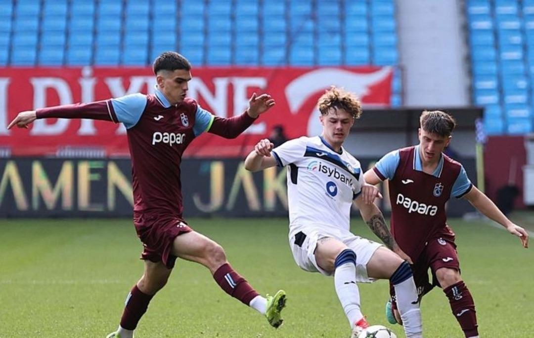 Trabzonspor U19 dan tarihi başarı! Avrupa Trabzon u konuşuyor... 1