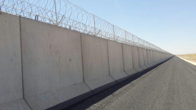 TOKİ Başkanı Turan: Suriye sınır duvarı bitiyor, İran tarafı da baharda tamam