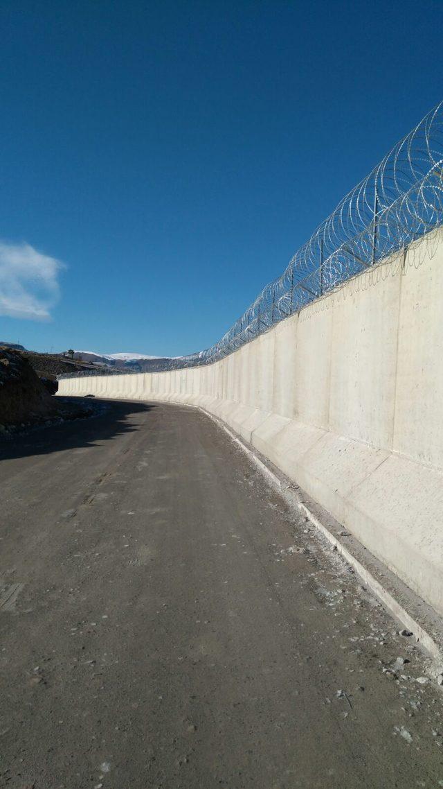 TOKİ Başkanı Turan: Suriye sınır duvarı bitiyor, İran tarafı da baharda tamam