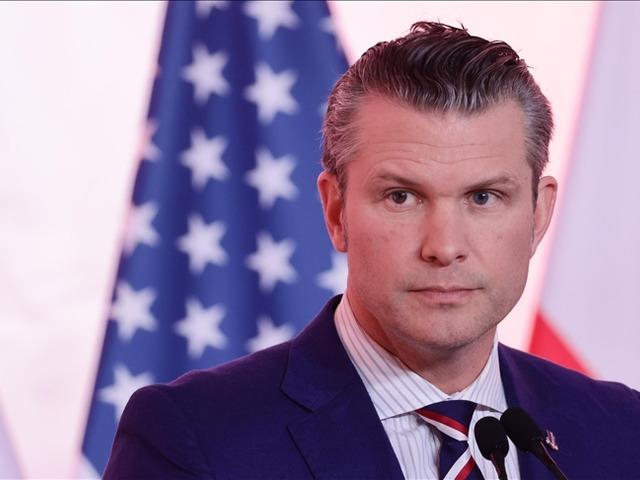 ABD Savunma Bakanı Hegseth: "Panama Kanalı'nı &Ccedil;in'in etkisinden hep birlikte geri alacağız"
