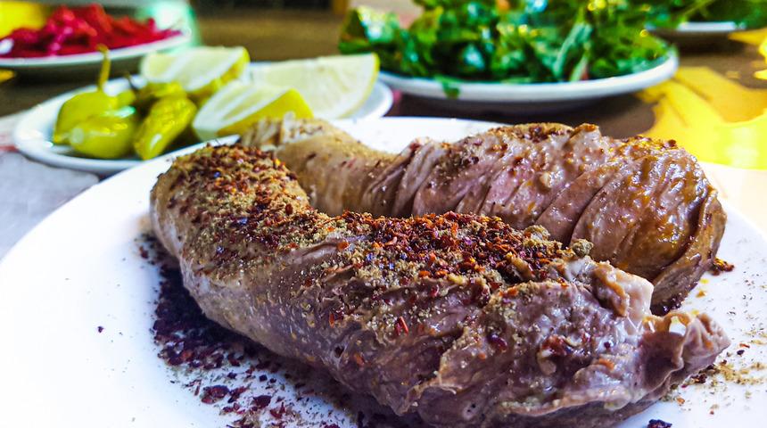 Şırdan nedir, nasıl yenir? Şırdan hayvanın neresinden yapılır?