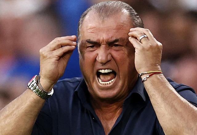 Fatih Terim'e hayatında yaşamadığı şoku yaşattılar! Oyuncular antrenmana çıkmadı...