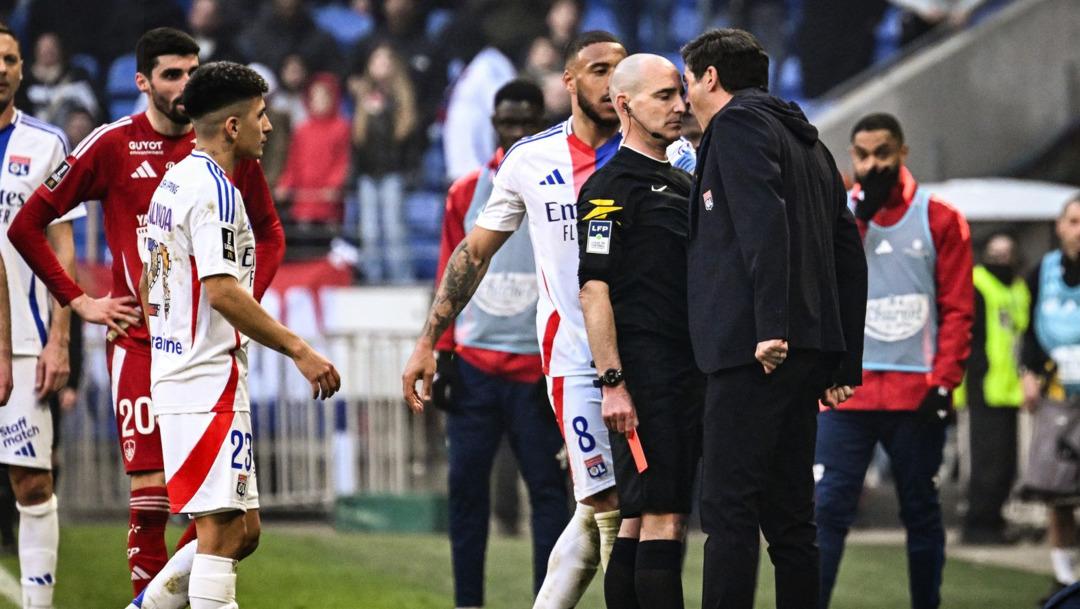 Olimpik Lyon Teknik Direktörü Paulo Fonseca ya futbol tarihinde görülmemiş ceza! 1