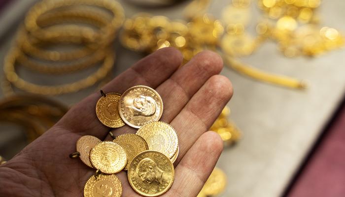 Altın Fiyatları Rekorları Kıra Kıra Yükseliyor! Uzmanlardan Yeni Yorumlar ve Yatırımcılar İçin Önemli Uyarılar