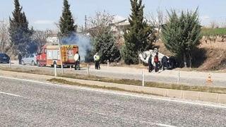 Takla attı, şarampole yuvarlandı! Şans eseri yaralanan olmadı