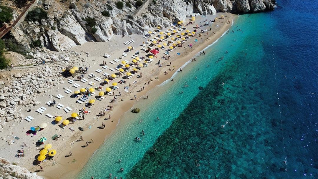 Bu plajın bir kuralı var: Ya soyun ya da git! Duyan adeta şok oluyor ancak tamamen gerçek 2