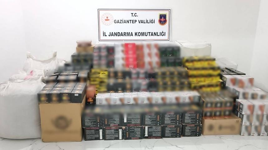 Gaziantep’te uyuşturucu ve kaçakçılık olaylarında 15 şahıs tutuklandı