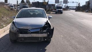 Elazığ’da ambulans ile otomobil çarpıştı: 2 yaralı