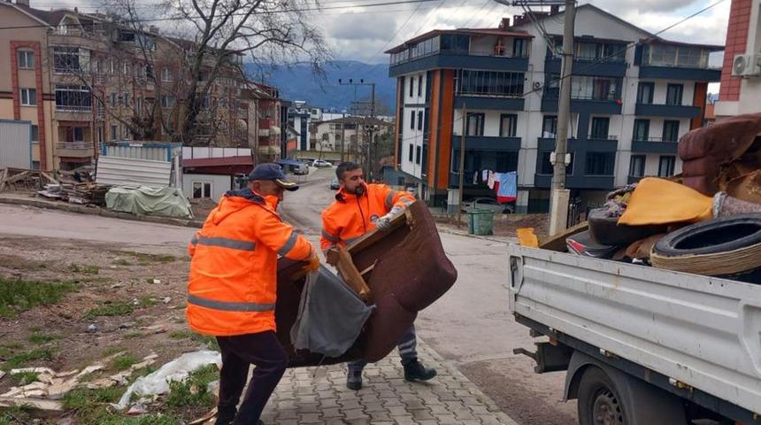 Körfez'de atık temizliği! Belediye harekete geçti