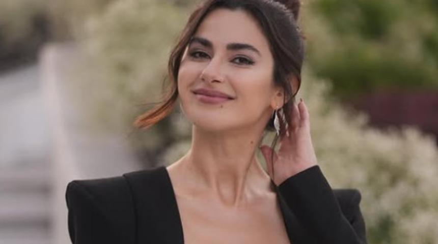 Sandık Kokusu setinde aşk bombası! Nesrin Cavadzade gönlünü bakın kime kaptırmış! 'Dizi bittiğinde...'